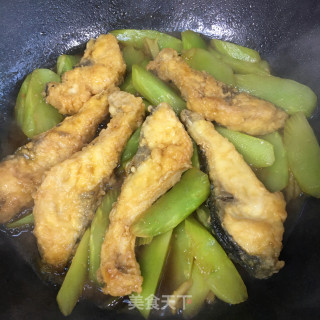 莴笋烧草鱼的做法步骤：8