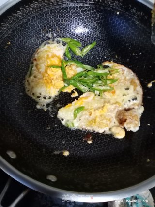 红萝卜炒鸡蛋的做法步骤：5