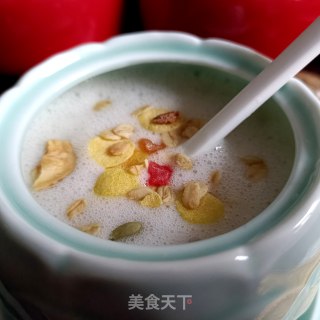 芋头莲子银耳羹的做法步骤：11