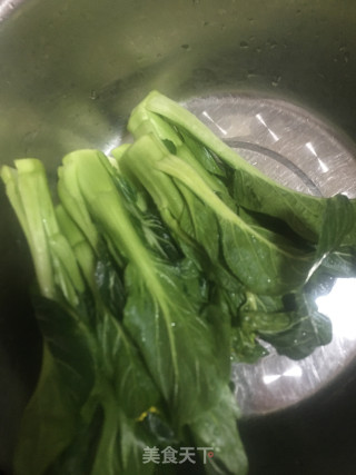蒜香宁夏菜心的做法步骤：1