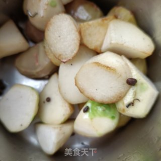 板栗芋头烧鸡公的做法步骤：10