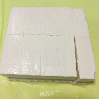 虾仁白菜炖豆腐的做法步骤：3