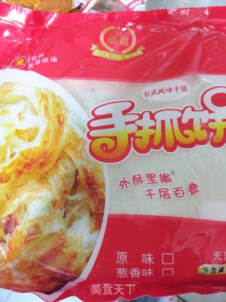 鸡蛋灌饼的做法步骤：1