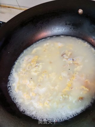 葱香鸡蛋面的做法步骤：3