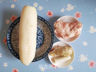 五花肉炒白萝卜的做法步骤：1