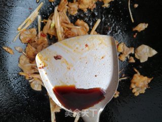 五花肉炒白萝卜的做法步骤：6