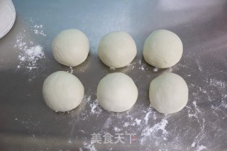 烙薄饼的做法步骤：3