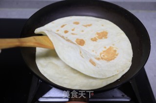 烙薄饼的做法步骤：10