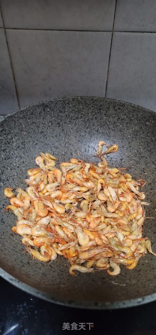 爆炒沙虾的做法步骤：4