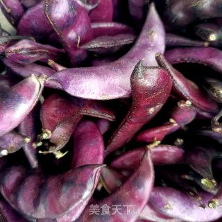 鸡公炖紫扁豆的做法步骤：1