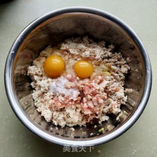 干炸豆腐肉丸子的做法步骤：3