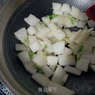 鲜贝冬瓜汤的做法步骤：7