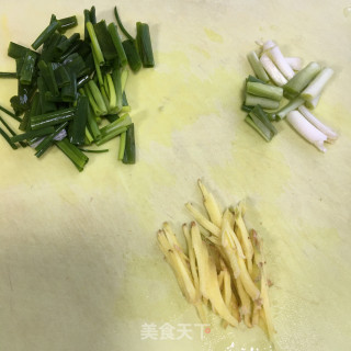 糖醋青椒鱼块的做法步骤：3