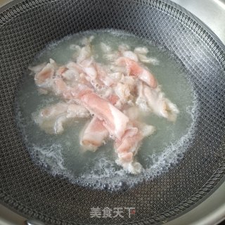 油豆皮肉片拌花心萝卜的做法步骤：6