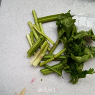 油豆皮肉片拌花心萝卜的做法步骤：10