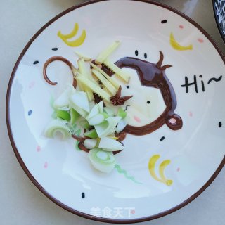 辣白菜炖豆腐的做法步骤：3