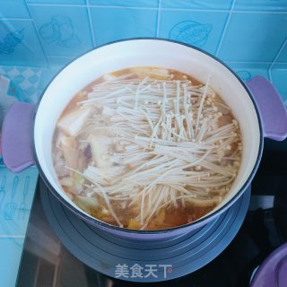 辣白菜炖豆腐的做法步骤：16