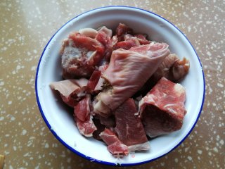 红焖羊肉萝卜的做法步骤：2