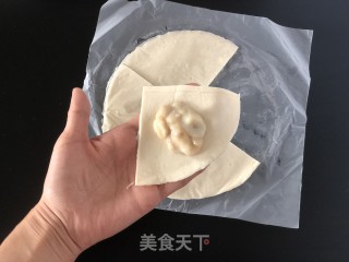 快手香蕉派（手抓饼版）的做法步骤：3