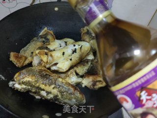 铁锅炖梭鱼的做法步骤：9