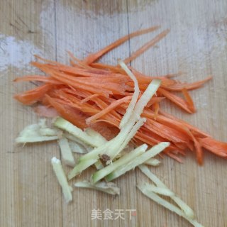 韭菜炒猪肝的做法步骤：11