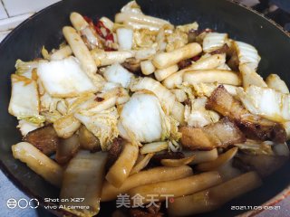 五花肉白菜炒年糕的做法步骤：6