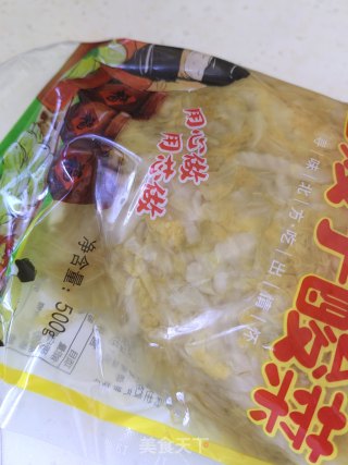 汆白肉的做法步骤：1