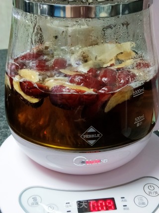 红枣桂圆大麦茶的做法步骤：7