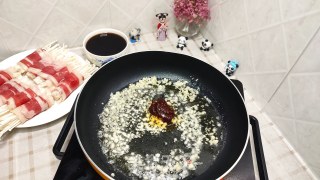 金针菇肥牛卷的做法步骤：6