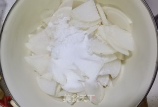 酸辣萝卜的做法步骤：3