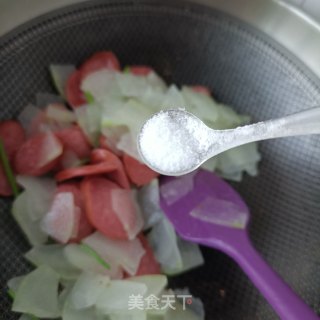 蒜蓉肠炒冬瓜的做法步骤：10