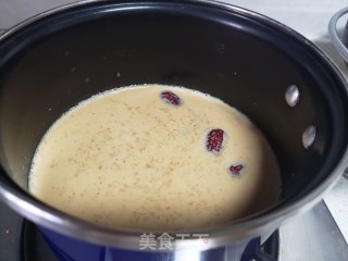姜枣奶茶的做法步骤：5