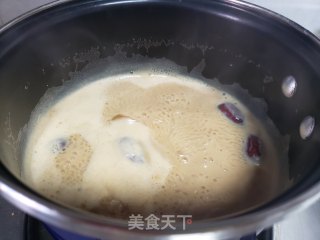 姜枣奶茶的做法步骤：6