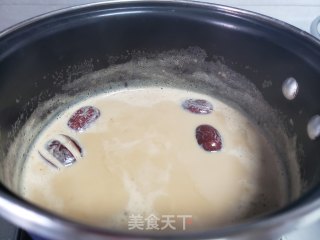 姜枣奶茶的做法步骤：7