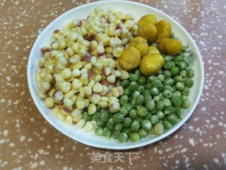 板栗豌豆玉米糊的做法步骤：1