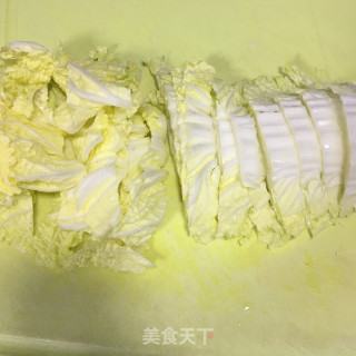 白菜炖豆腐的做法步骤：2