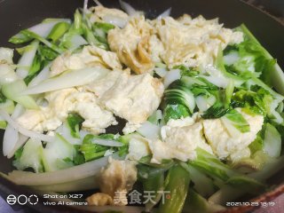 鸡蛋炒白菜的做法步骤：5