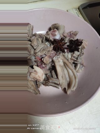 扁豆炒鸡肉的做法步骤：2