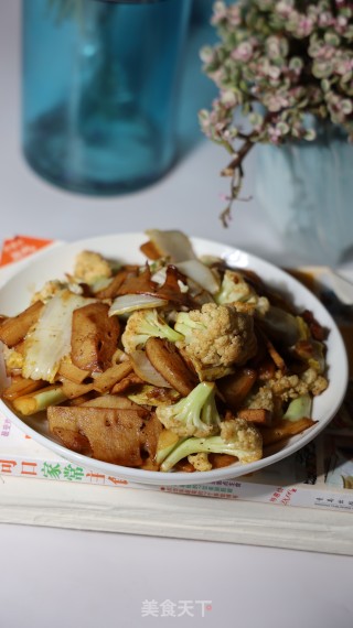 花菜莲藕炒肉片的做法步骤：6