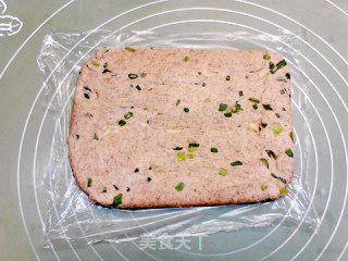 黑全麦香葱味增咸司康的做法步骤：7