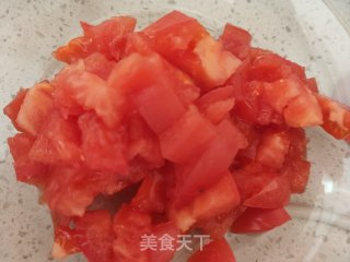 番茄虾仁莜面鱼鱼的做法步骤：1