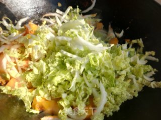 番茄虾仁莜面鱼鱼的做法步骤：9