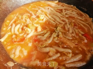 番茄虾仁莜面鱼鱼的做法步骤：18