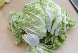 羊脊骨炖大白菜的做法步骤：1