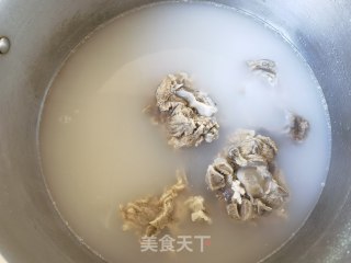羊脊骨炖大白菜的做法步骤：3
