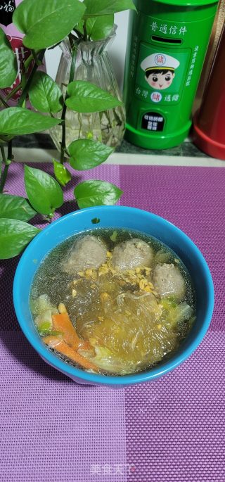 牛肉丸子煮粉丝的做法步骤：6