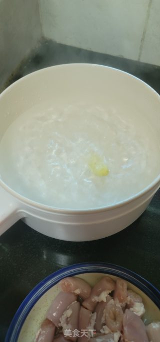 白焯粉肠头的做法步骤：2