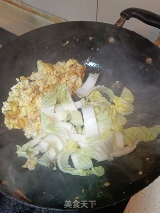 鸡蛋炒白菜的做法步骤：5
