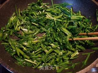 韭菜虾仁的做法步骤：6