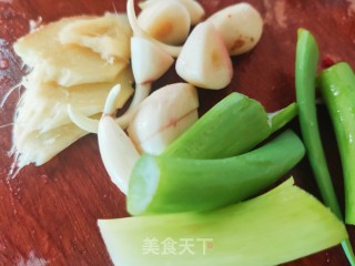 红烧目鱼的做法步骤：3